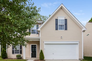 12416 Oakton Hunt Dr Charlotte, NC 28262